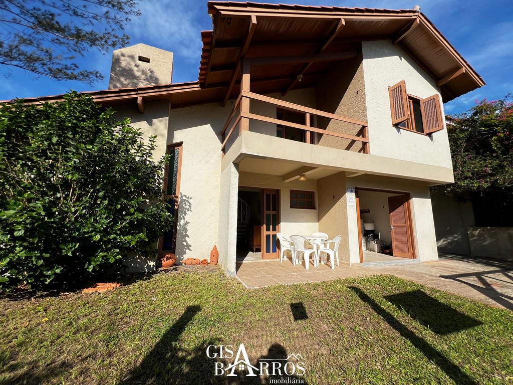 Casa 4 dormitórios