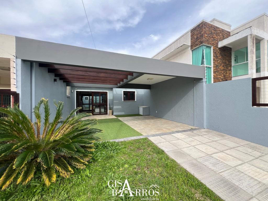 Casa Meio Lote 3 dormitórios