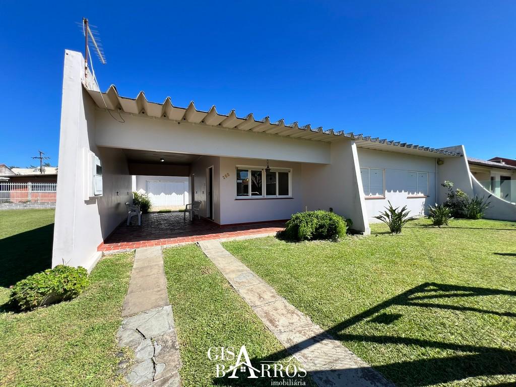 Casa 4 dormitórios